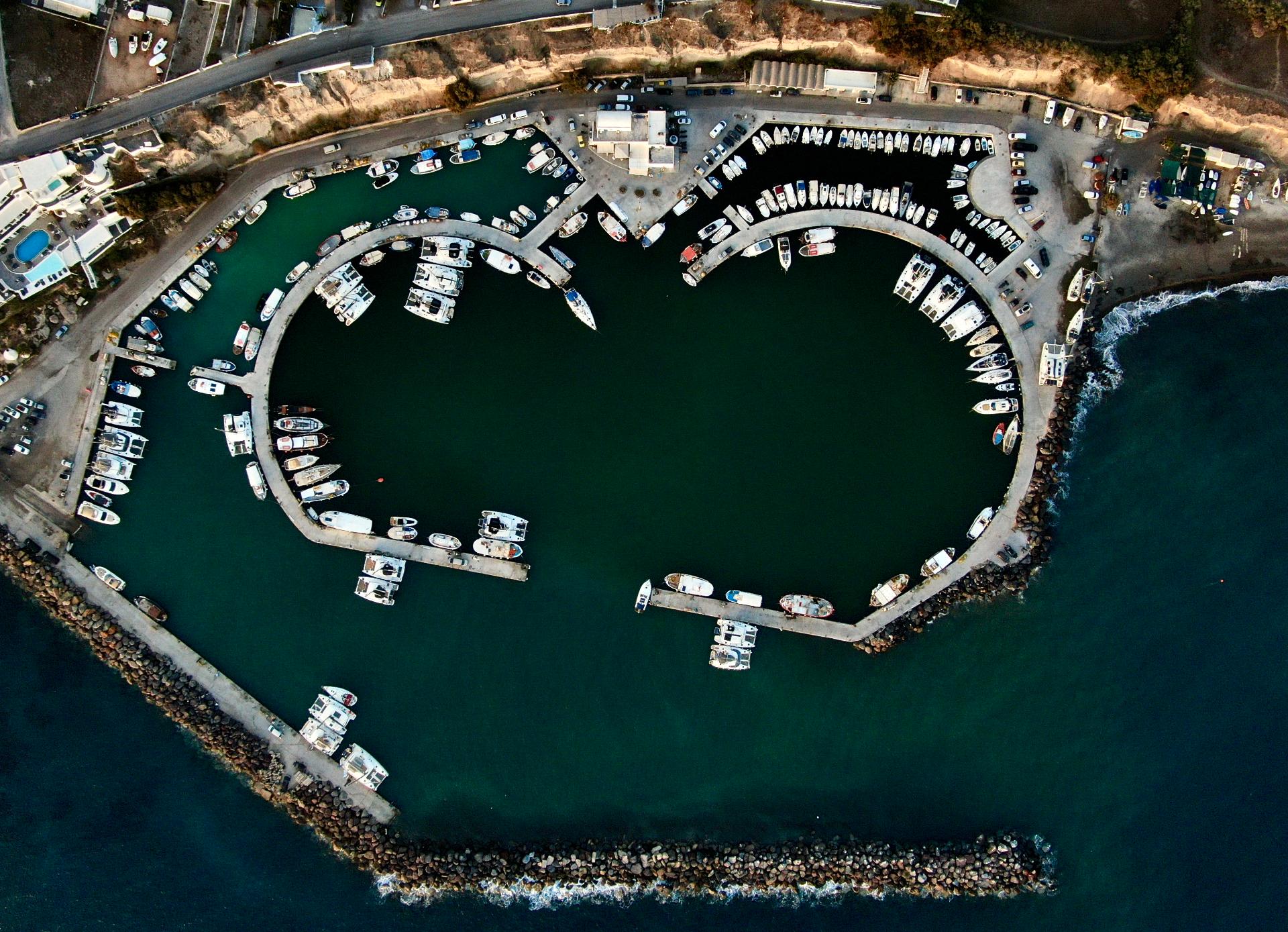 Ippokampos Sailing Santorini - Santorini-Ios Full-Day